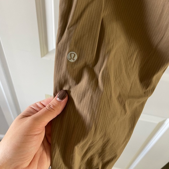 Dance studio mid rise jogger , tan , size 10 - Picture 3 of 7